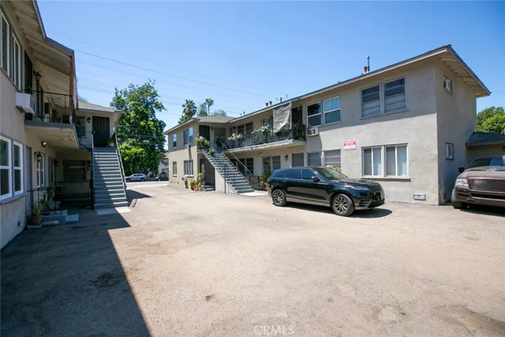 15455 Vanowen, Van Nuys, California 91406