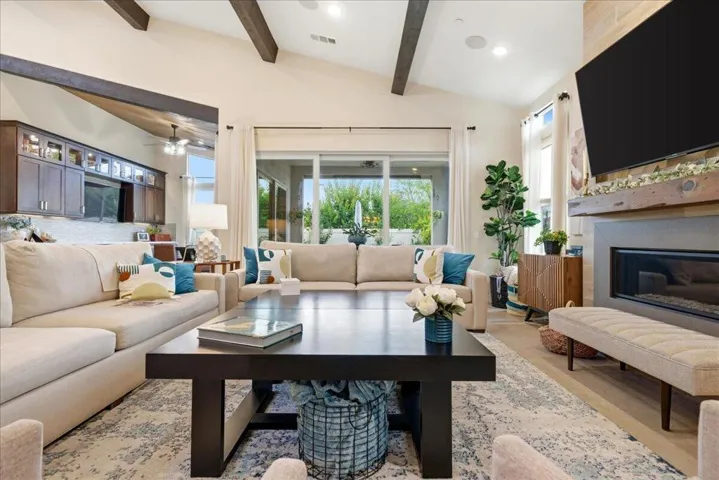 10-Living Room