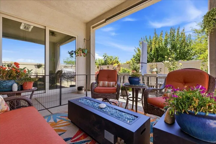 06-Patio
