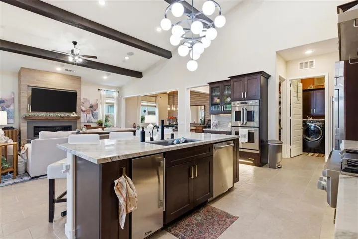 17-Kitchen