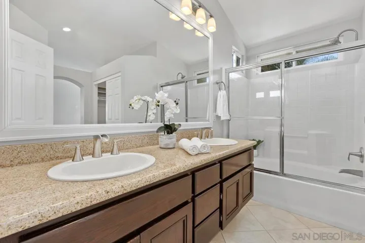 11432 Village Ridge Rd, San Diego, California 92131