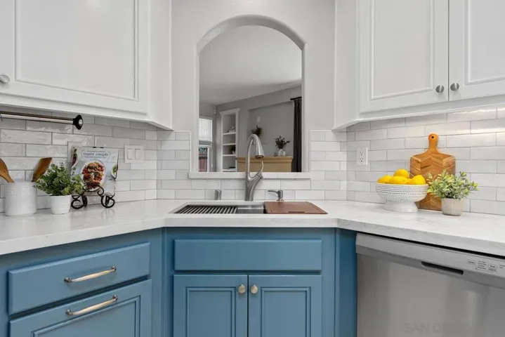 11432 Village Ridge Rd, San Diego, California 92131