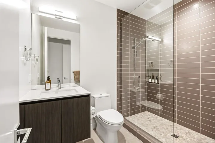 Guest 1 Bath