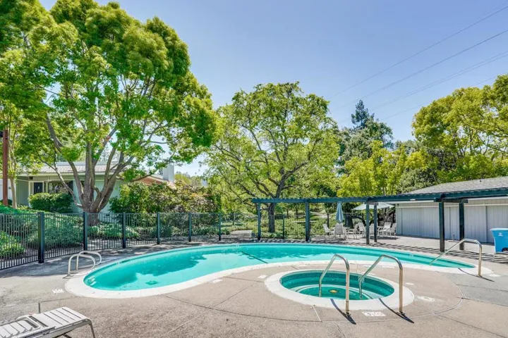 23000 Stonebridge, Cupertino, California 95014