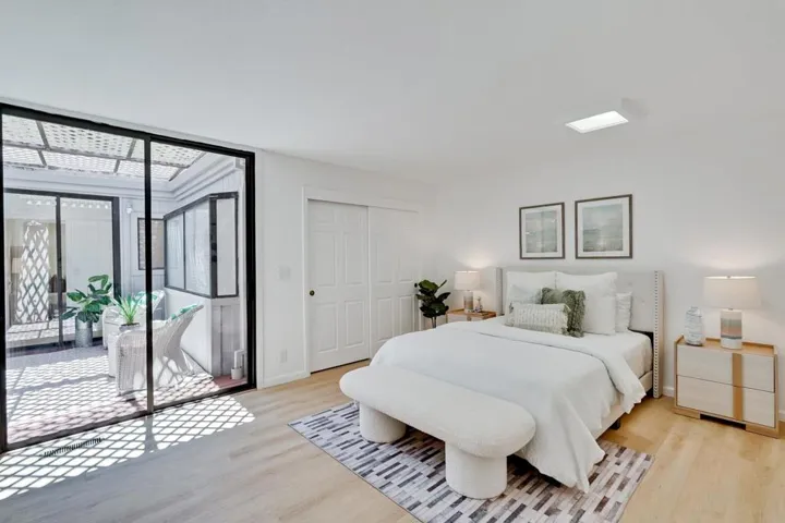 23000 Stonebridge, Cupertino, California 95014