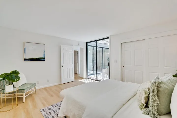 23000 Stonebridge, Cupertino, California 95014
