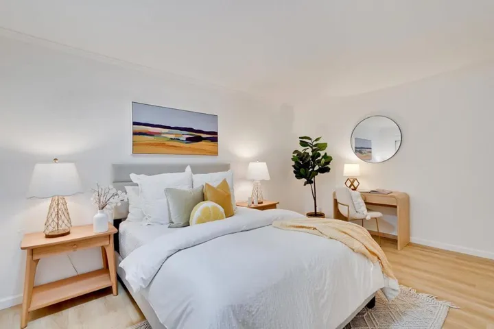 23000 Stonebridge, Cupertino, California 95014