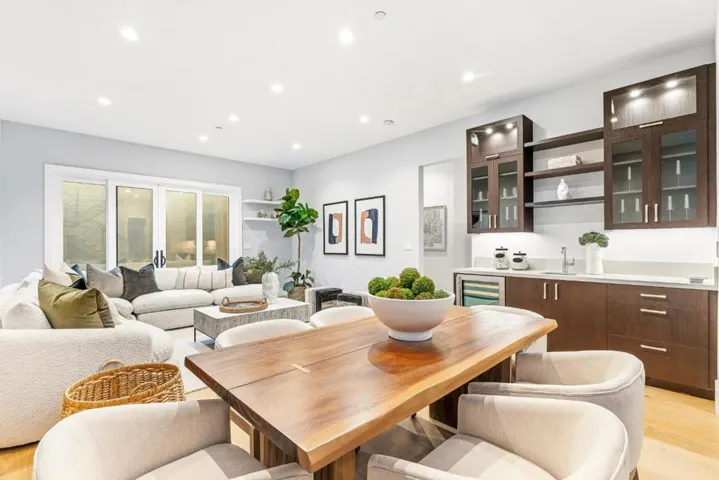 3751 El Centro Street, Palo Alto, California 94306