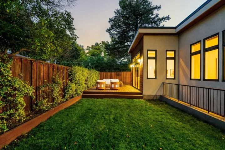3751 El Centro Street, Palo Alto, California 94306