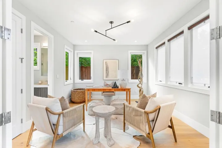 3751 El Centro Street, Palo Alto, California 94306