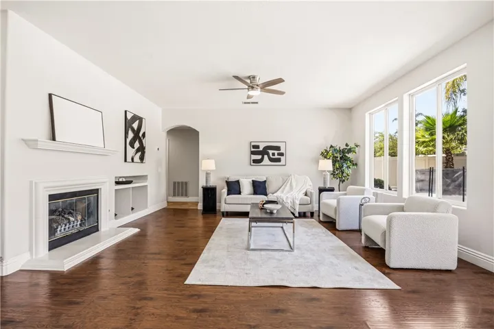 39638 Bayonne Place, Murrieta, California 92562