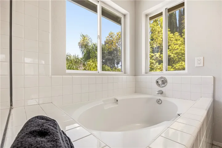 39638 Bayonne Place, Murrieta, California 92562