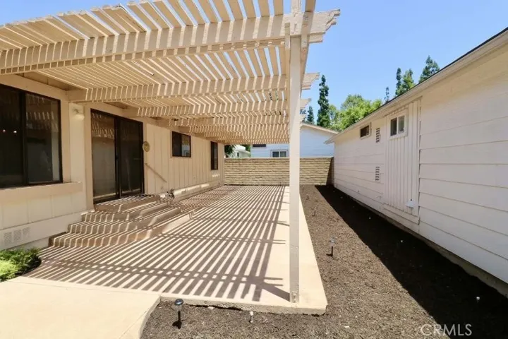 2613 Forest Lake 46, Santa Ana, California 92705