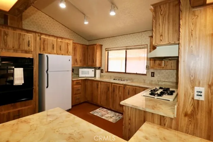 2613 Forest Lake 46, Santa Ana, California 92705