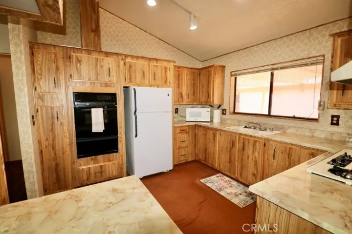 2613 Forest Lake 46, Santa Ana, California 92705