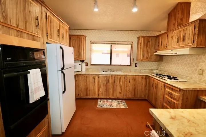2613 Forest Lake 46, Santa Ana, California 92705