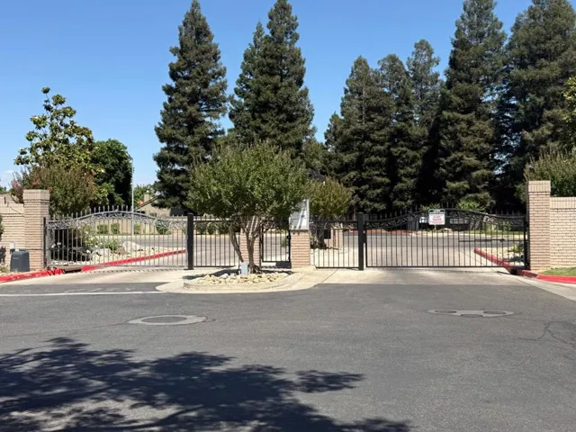 8665 N Cedar Avenue 128, Fresno, California 93720