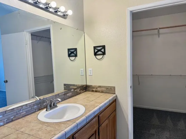 8665 N Cedar Avenue 128, Fresno, California 93720