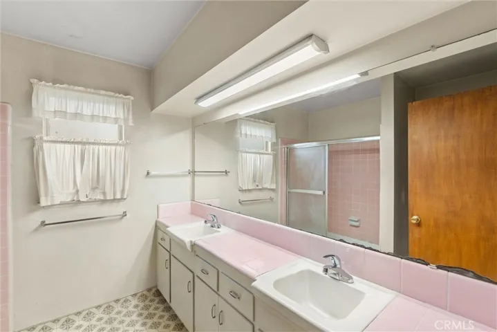 3412 N San Joaquin, Covina, California 91724