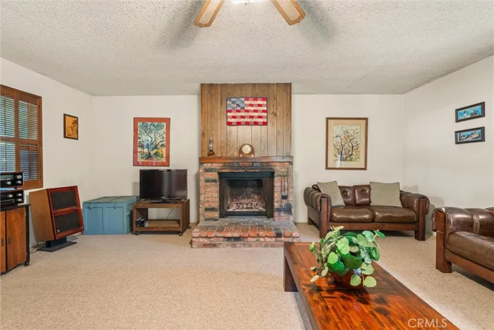 Bonus room/Family room