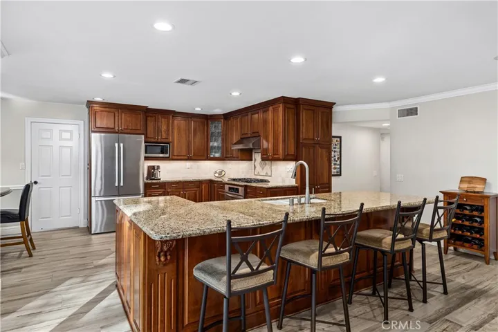1465 Via Anita, La Verne, California 91750
