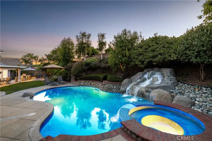 1465 Via Anita, La Verne, California 91750