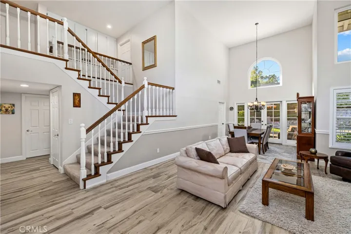 1465 Via Anita, La Verne, California 91750