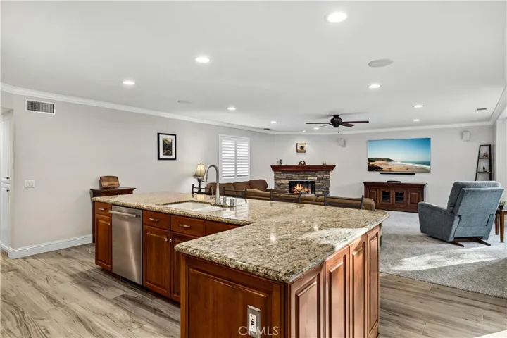 1465 Via Anita, La Verne, California 91750