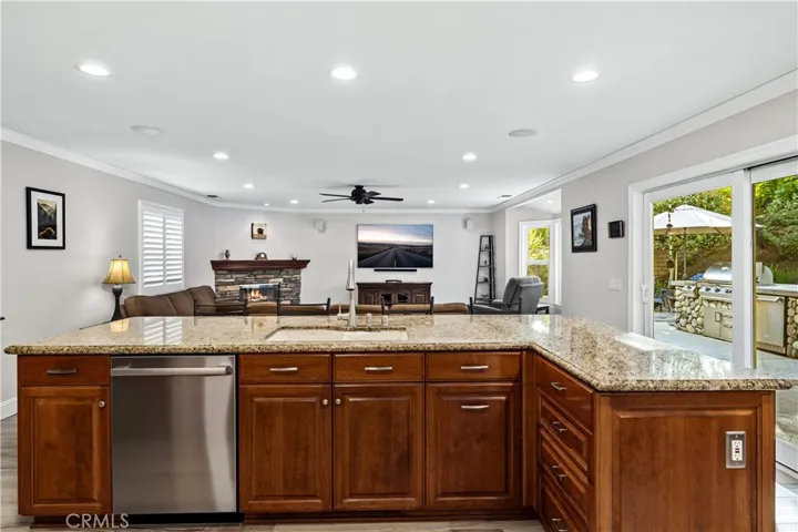 1465 Via Anita, La Verne, California 91750