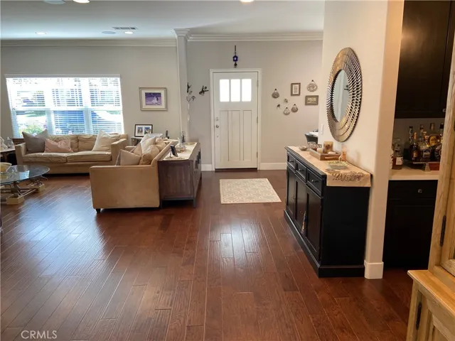 4470 Stansbury Avenue, Sherman Oaks, California 91423