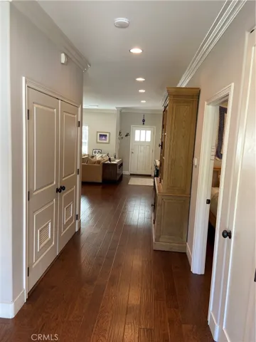 4470 Stansbury Avenue, Sherman Oaks, California 91423