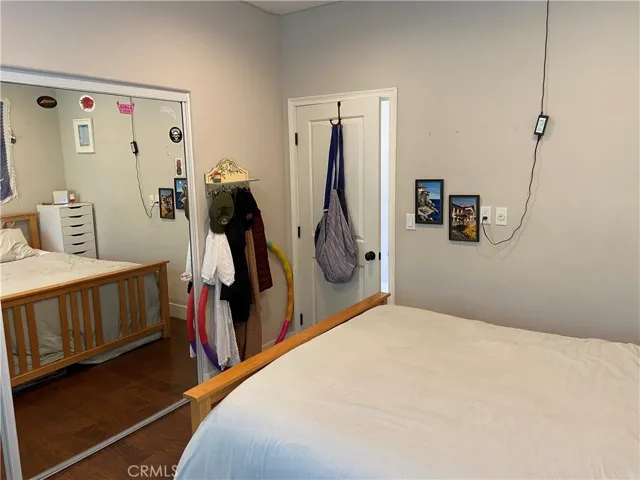 4470 Stansbury Avenue, Sherman Oaks, California 91423