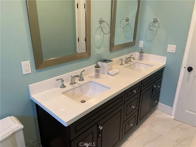 4470 Stansbury Avenue, Sherman Oaks, California 91423