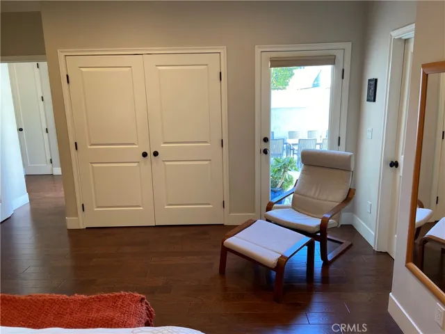 4470 Stansbury Avenue, Sherman Oaks, California 91423