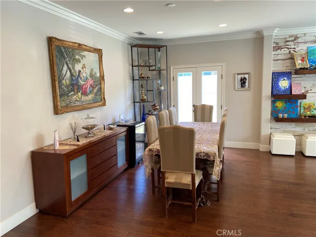 4470 Stansbury Avenue, Sherman Oaks, California 91423