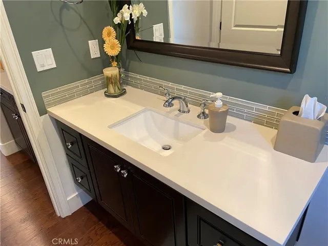 4470 Stansbury Avenue, Sherman Oaks, California 91423