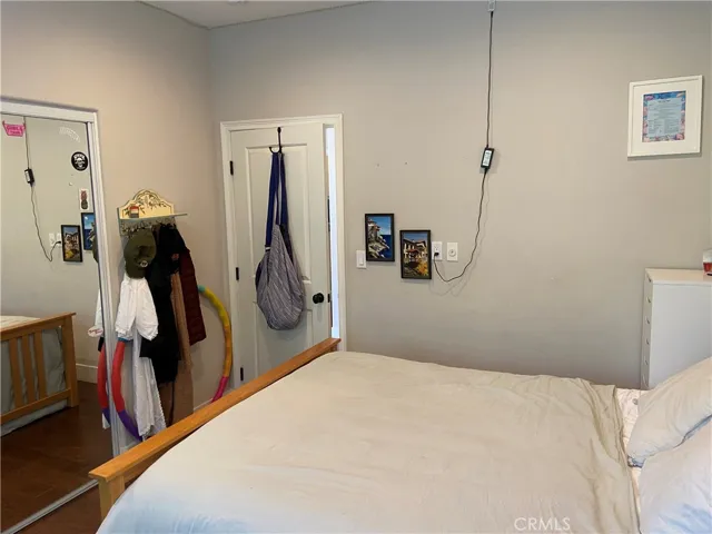 4470 Stansbury Avenue, Sherman Oaks, California 91423