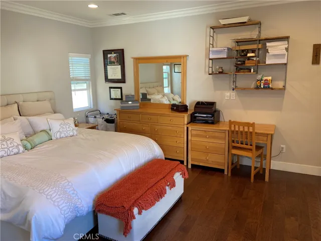 4470 Stansbury Avenue, Sherman Oaks, California 91423