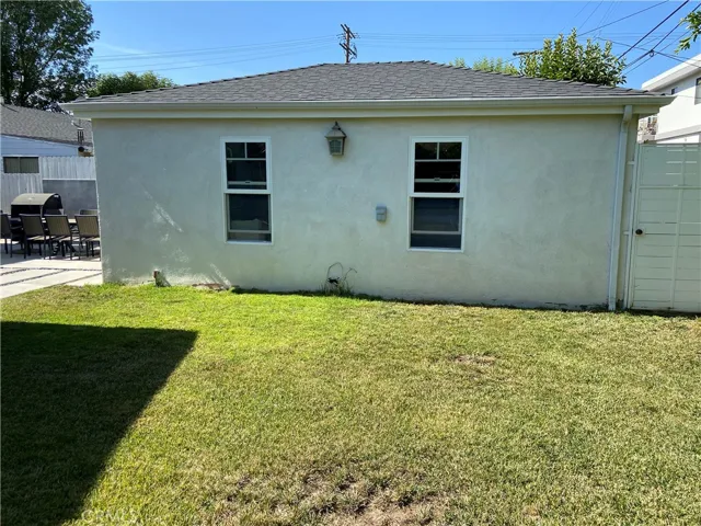 4470 Stansbury Avenue, Sherman Oaks, California 91423