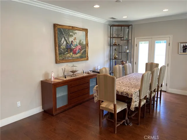4470 Stansbury Avenue, Sherman Oaks, California 91423