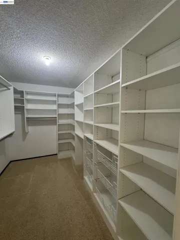1088 Country Club Dr, Moraga, California 94556