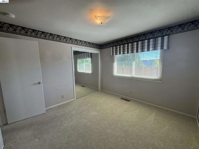 1088 Country Club Dr, Moraga, California 94556
