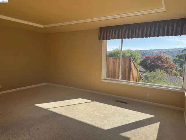 1088 Country Club Dr, Moraga, California 94556