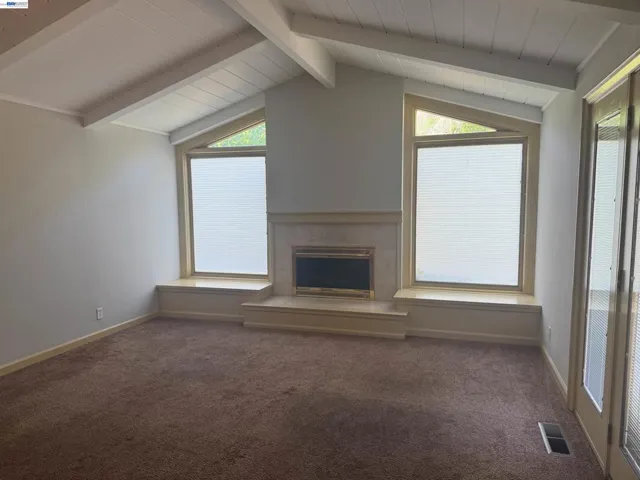 1088 Country Club Dr, Moraga, California 94556