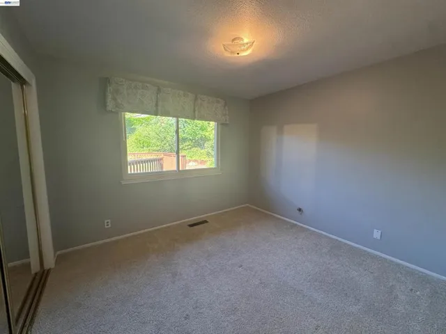 1088 Country Club Dr, Moraga, California 94556