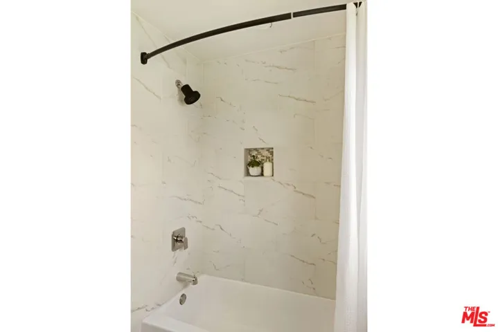 17212 Bullock Street, Encino, California 91316