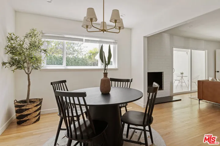 17212 Bullock Street, Encino, California 91316