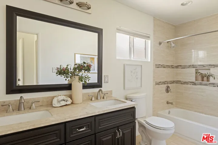 17212 Bullock Street, Encino, California 91316