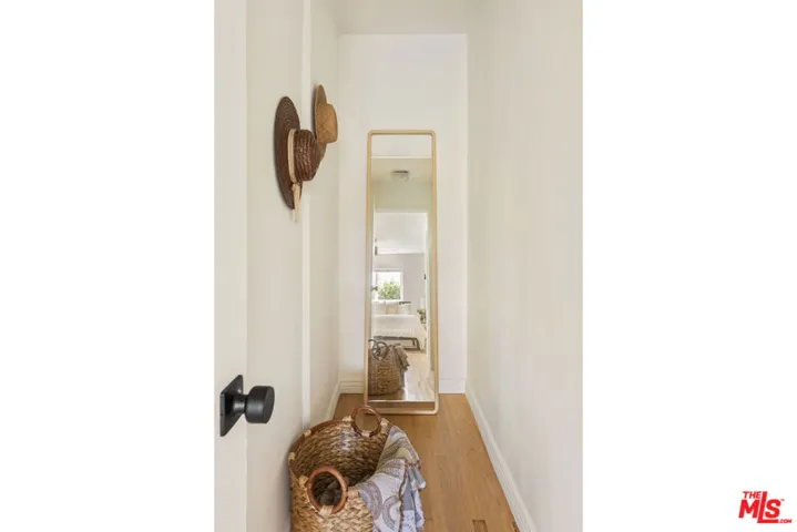 17212 Bullock Street, Encino, California 91316