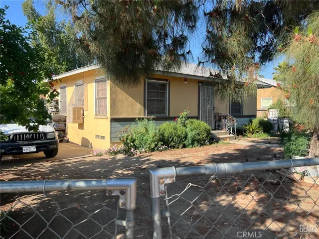 1612 Ming, Bakersfield, California 93304